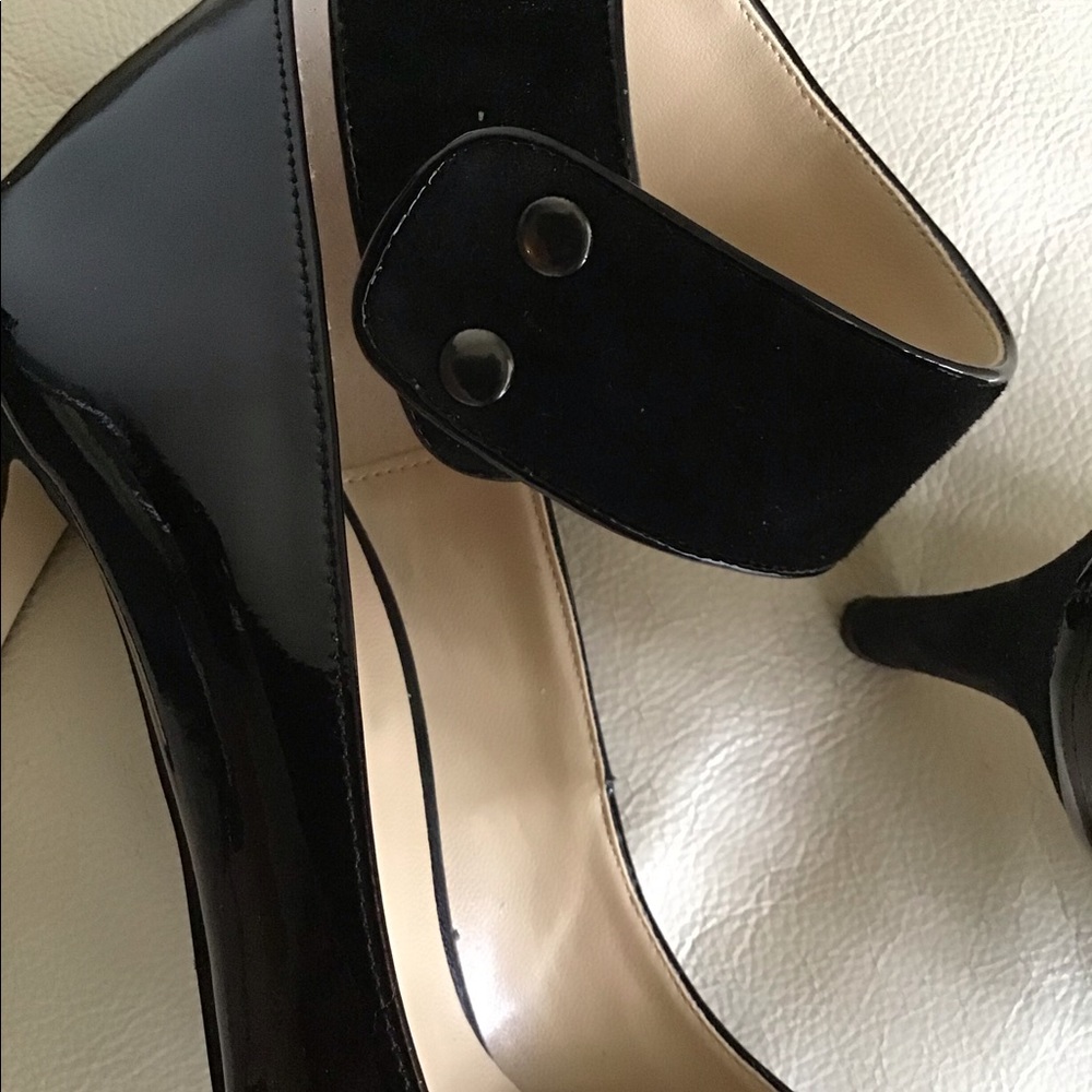 J. RENEE Shoes - Picture 5 of 5